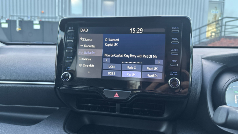 Toyota Yaris 1.5 Hybrid Design 5dr CVT Hybrid Hatchback